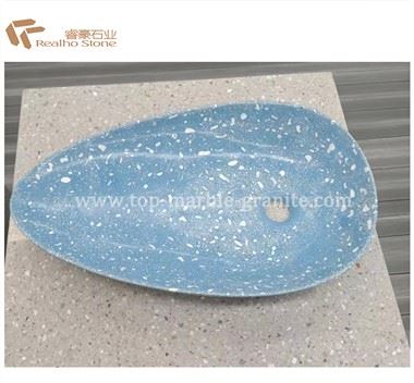 Terrazzo-Waschbecken aus Kunststein